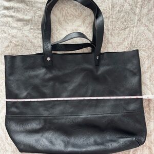 Elegant Rag and Bone Black Leather Tote Bag